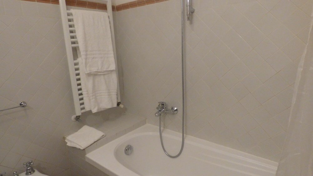 Фото Affittacamere Le Ginestre