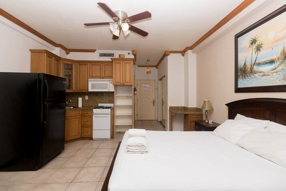 Фото 405 Ocean View Hollywood Beach