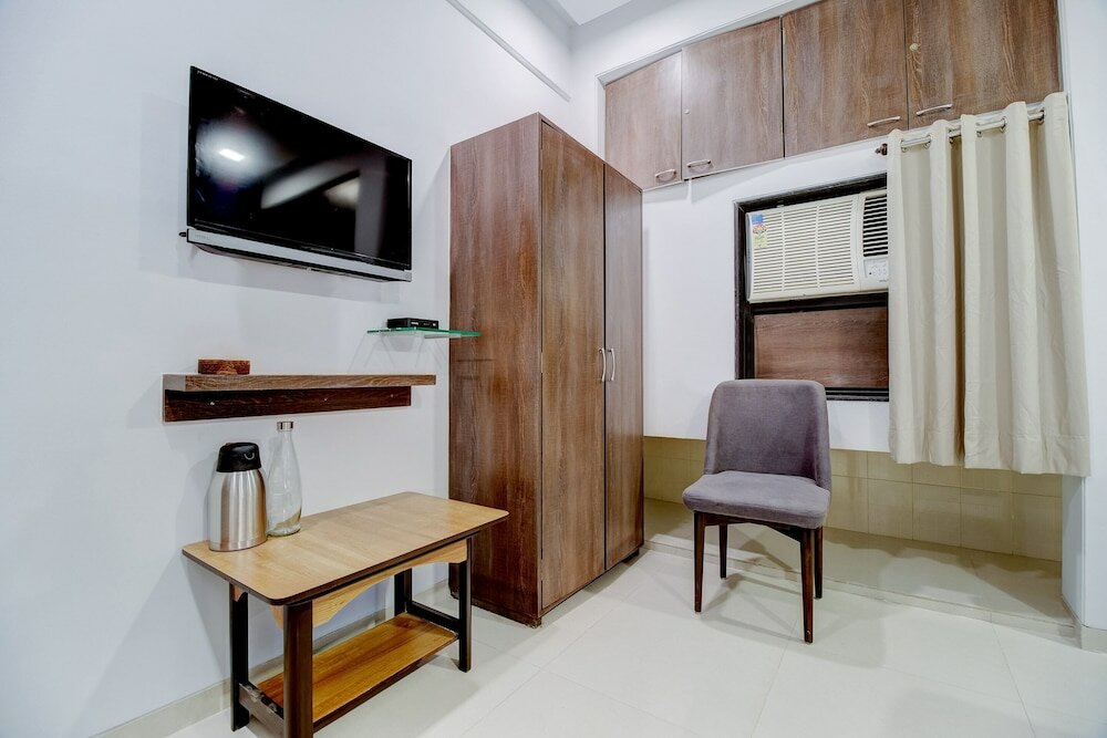 Фото Silverkey Executive Stays 48199 Palkhi Chembur
