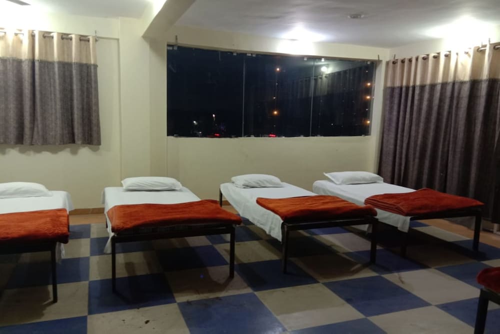 Фото Hotel Raj Palace