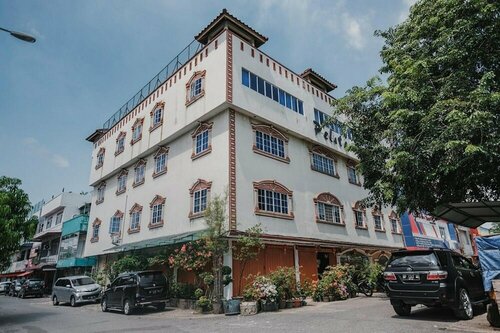 Гостиница RedDoorz near Nagoya Hill Mall Batam 5 на Провинции Острова Риау