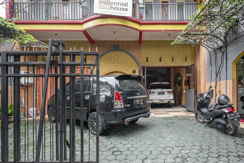 Гостиница RedDoorz Syariah @ Danau Kerinci Sawojajar в Маланге