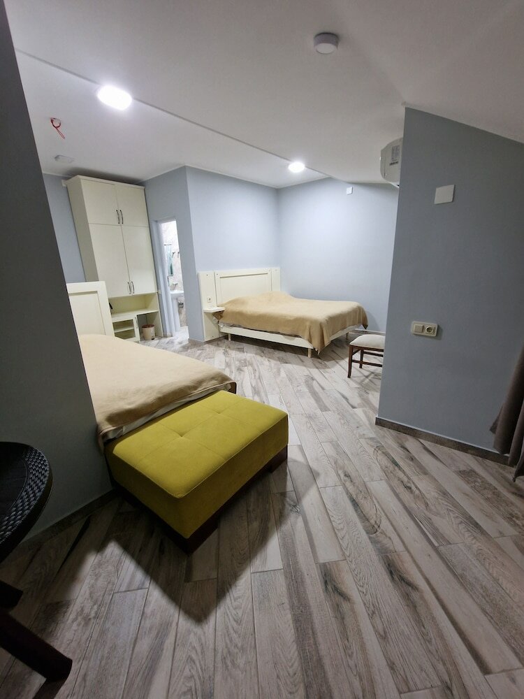 Фото Гостевой дом Holiday House Green Cape Batumi