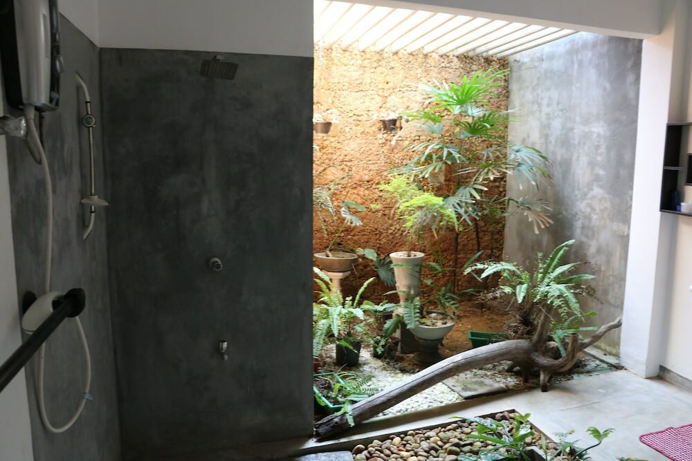 Фото Whispering Ocean