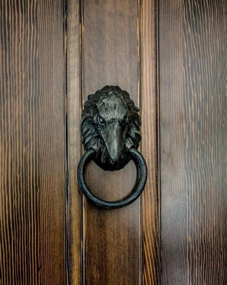 Фото Raven Suite at Rellik House. Winery & Alpaca Farm