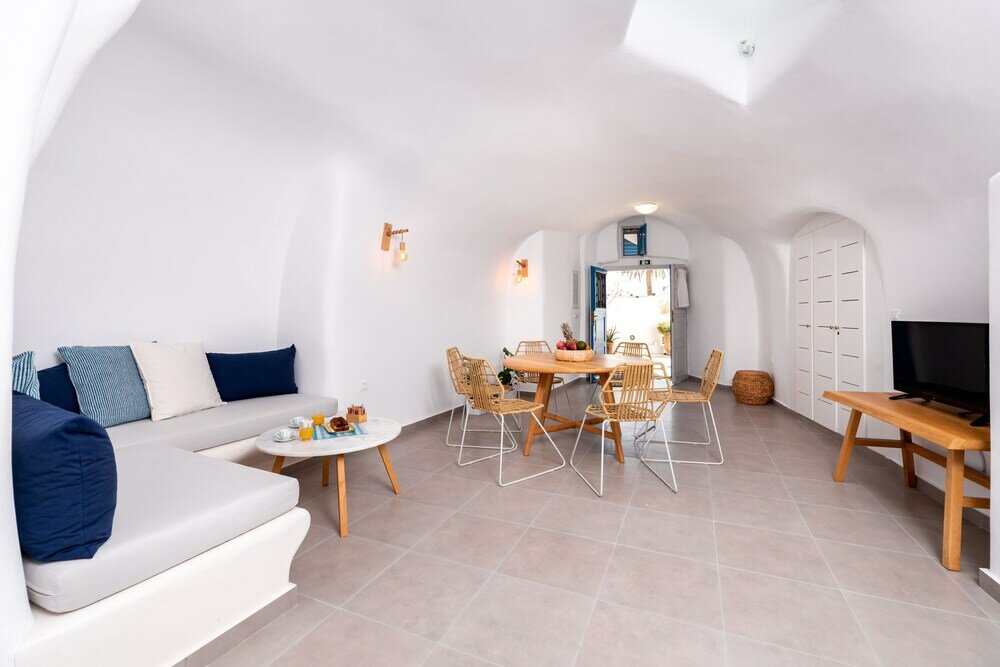 Фото Santorini Caves