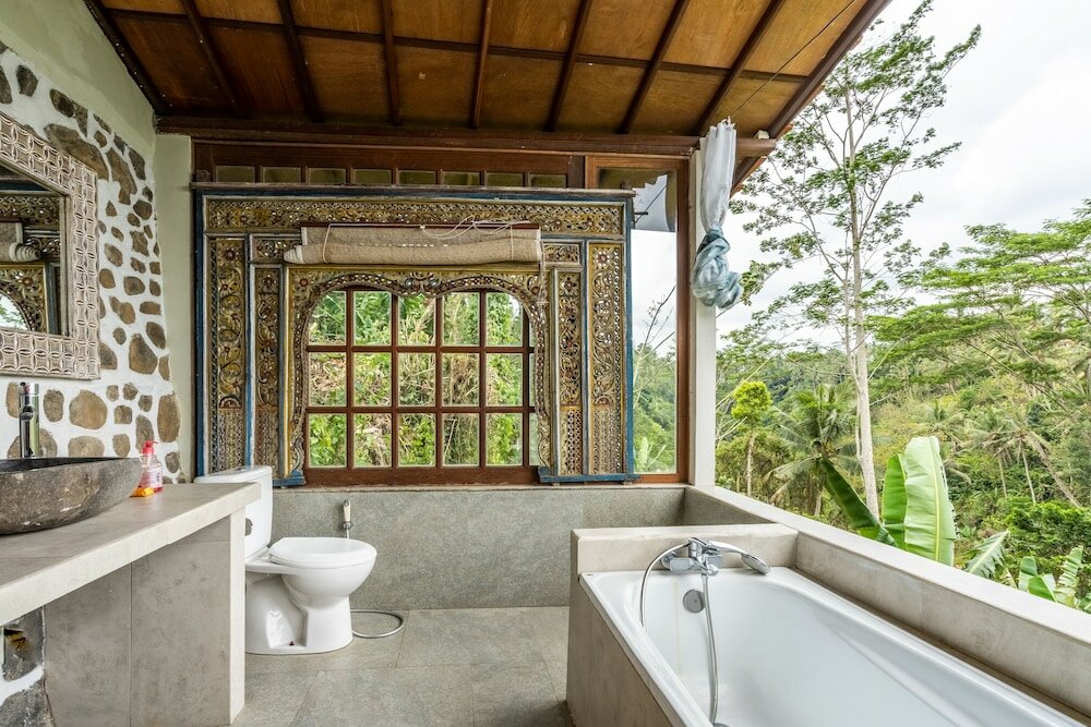 Фото Tirta Asri Ubud Villa