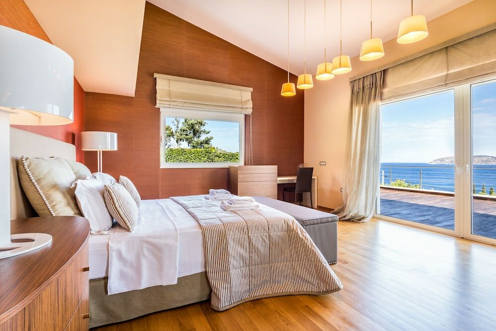 Фото Niriides Villa