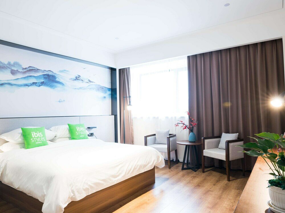 Фото Ibis Styles Nanchang Xiaolan Industrial Park Hotel
