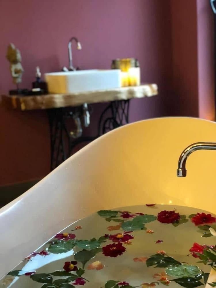 Фото Vardzia Resort