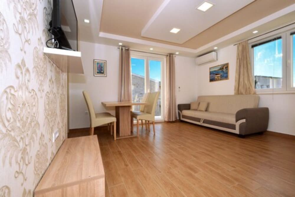 Фото Lobster Apartments