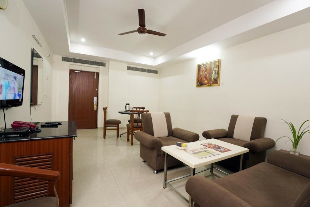 Фото Hotel Geetha Regency