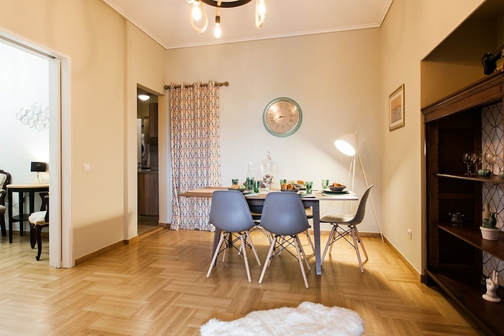 Фото High Class Huge Central Apartment