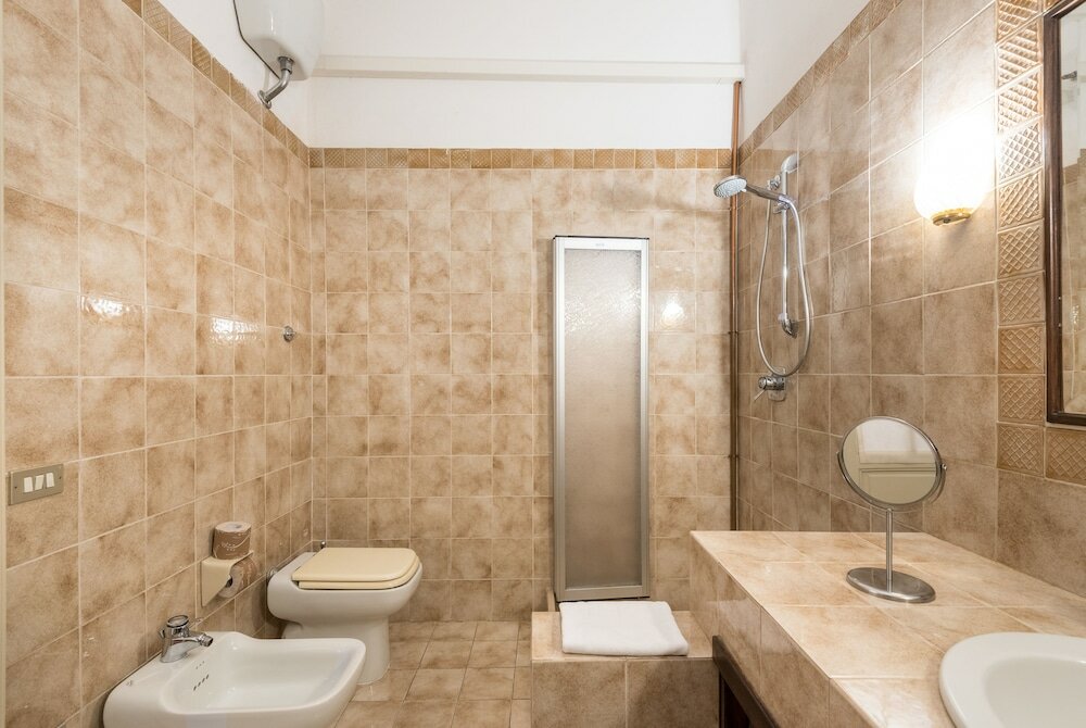 Фото Leopolda Dream Beautiful Apartment Sleeps 5