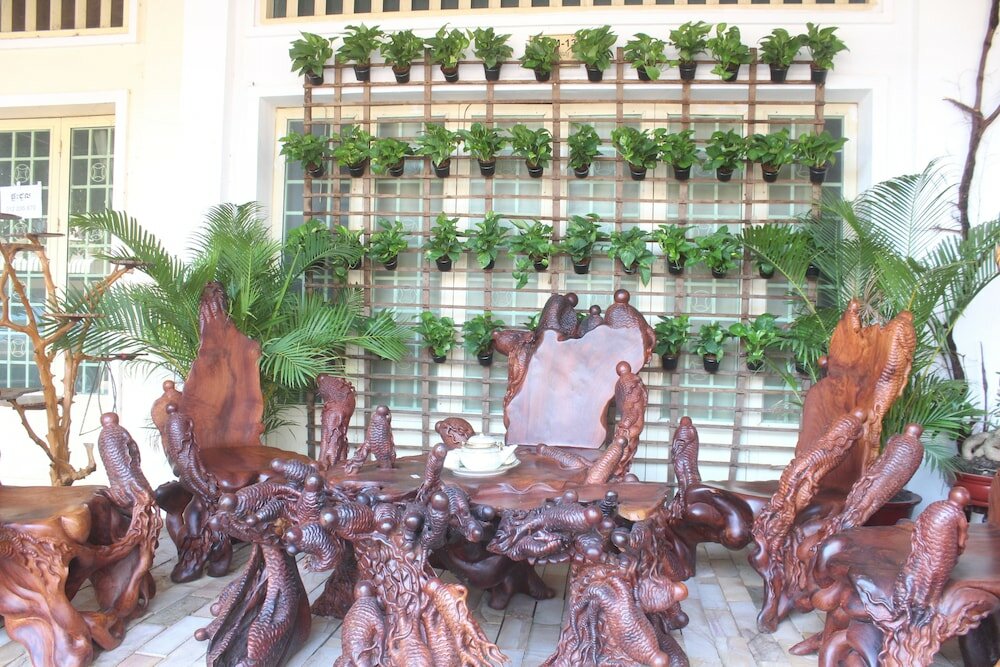 Фото WoodrootsBanteaychhmar