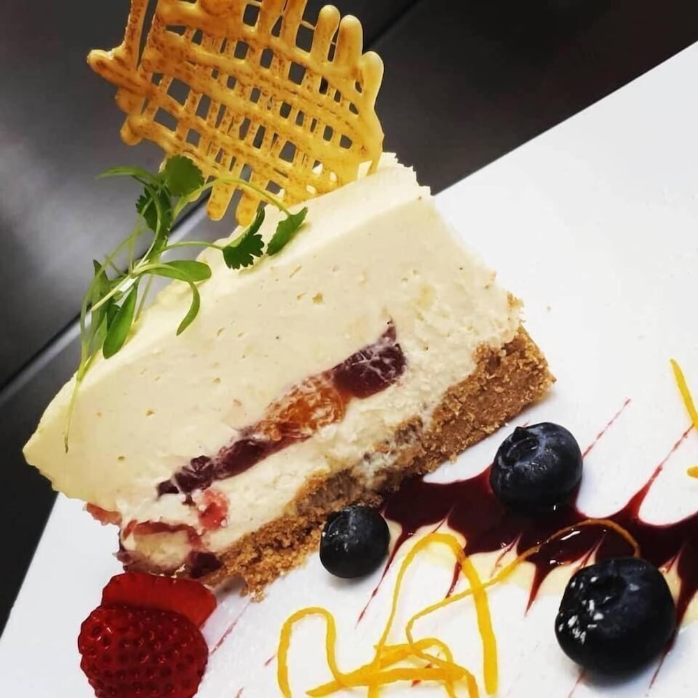 Фото The Mill House Hotel