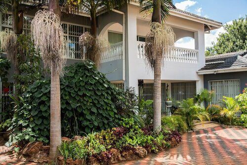 Гостиница Mt Pleasant BnB в Зимбабве