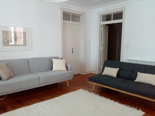 Гостиница Stunning Apartment Near Chiado в Лиссабоне