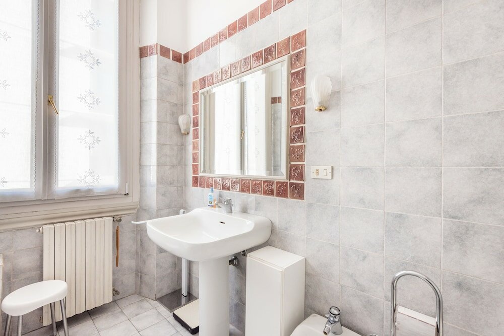 Фото Leopolda Dream Beautiful Apartment Sleeps 5