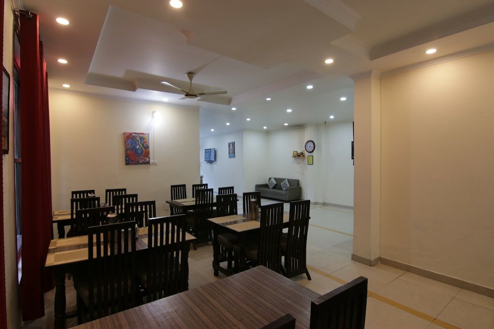 Фото Hotel Raja's Palace