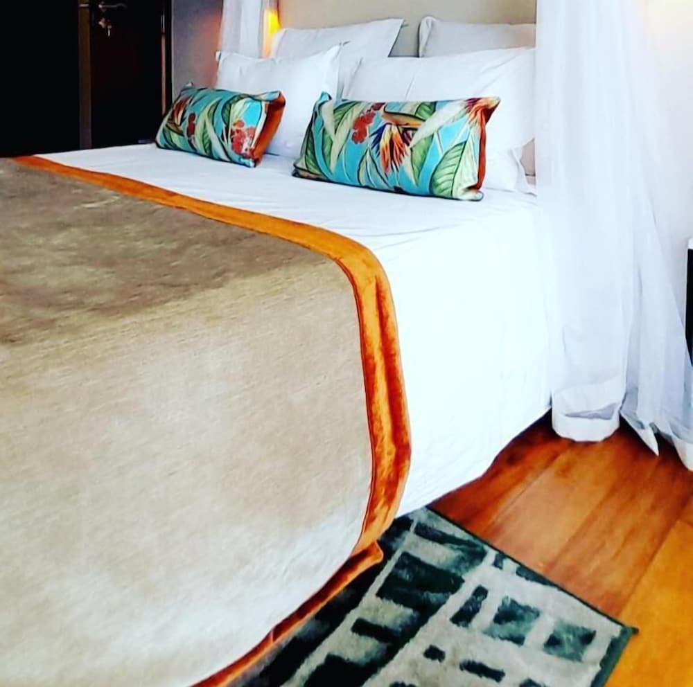 Фото La Varangue - Boutique Hôtel