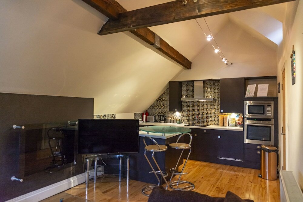 Фото The Apartment № 2 The Old Red King Pub