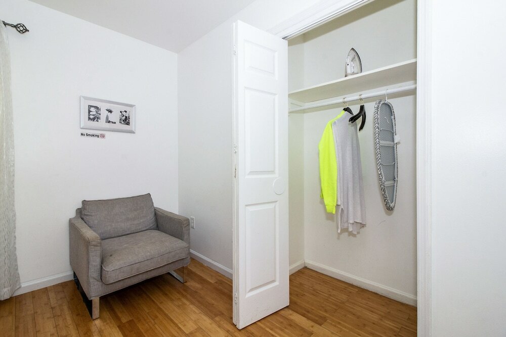 Фото Racpanos Modern Stay on Ocean Avenue