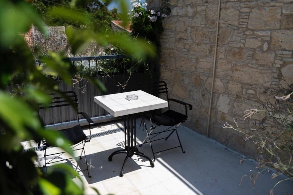 Фото Oinou Strata - Adults Only