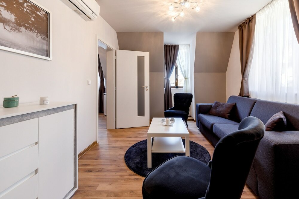 Фото Apartments Menuet