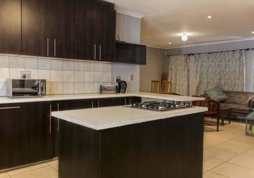 Гостиница Cape Pine Guest House в Кейптауне