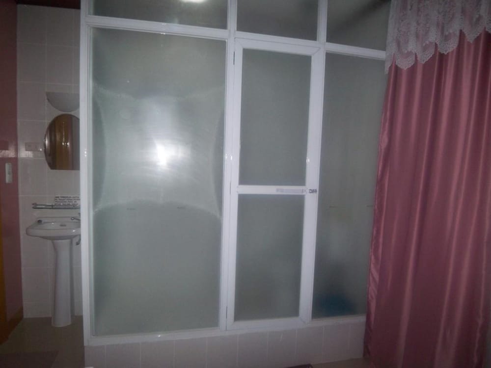 Фото Surigao Tourist Inn Annex