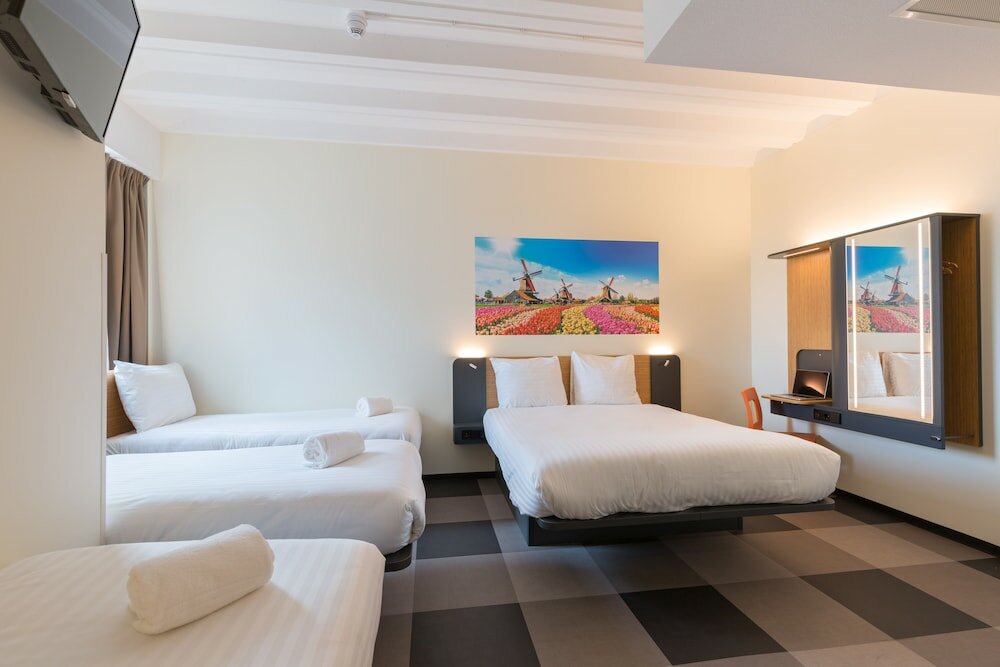 Фото Maxhotel Amsterdam Airport Schiphol