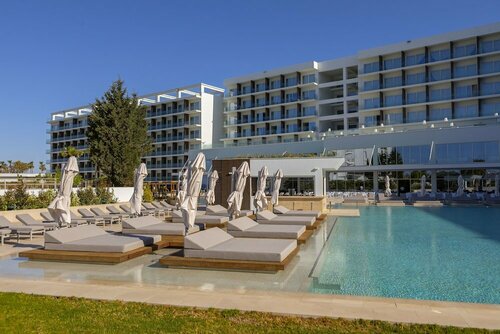 Гостиница Chrysomare Beach Hotel and Resort 5 в Айя-Напе