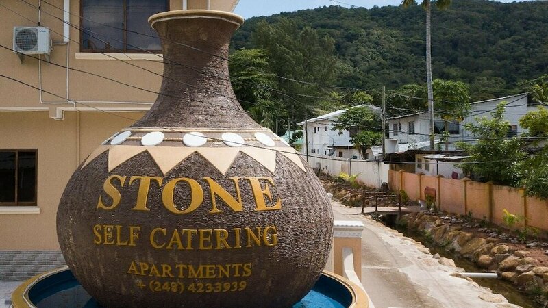Гостиница Stone Self Catering Apartments