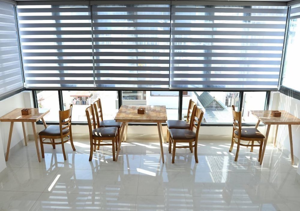 Фото Dorado Hotel