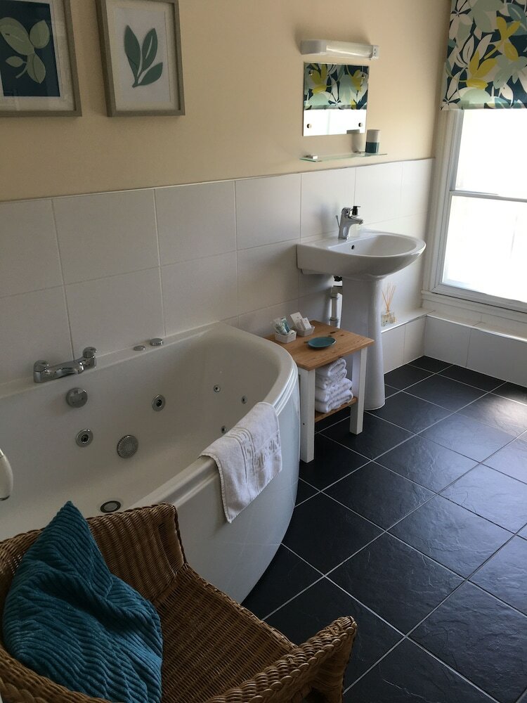 Фото Peel House Apartments