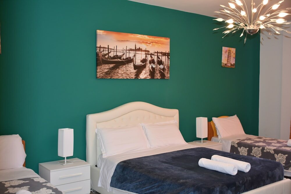 Фото Venice Popular Apartment