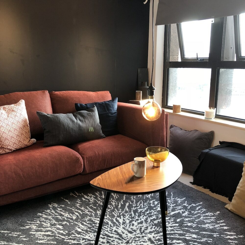 Фото Henry's Apartment- Executive 717