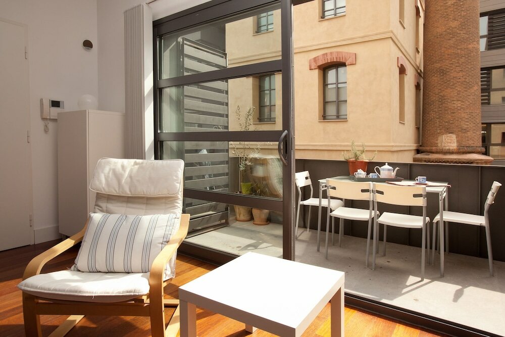 Фото Sealona Beach Lofts Apartments