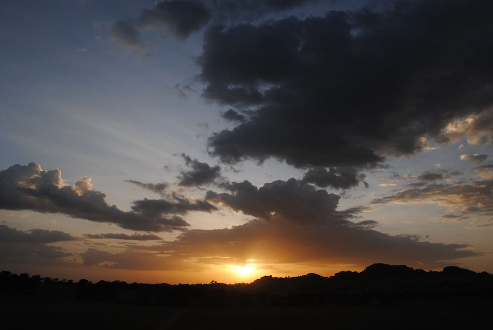 Фото Enyati Lodge