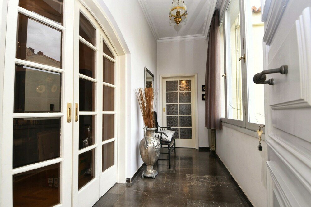 Фото Athens Authentic Elegance