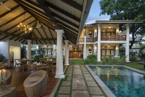отель Bilin Tree House