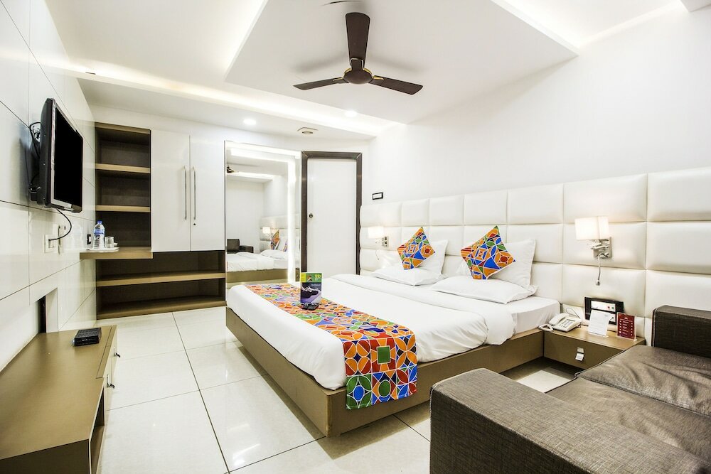 Фото FabHotel Rajnandani Residency