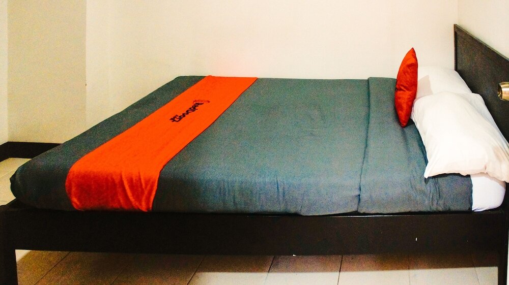 Фото RedDoorz Plus @ Mabolo Cebu