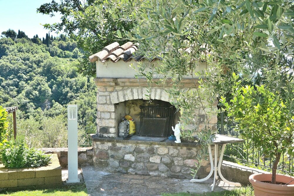 Фото Apartment With Pool Ai Pignoi 1st floor