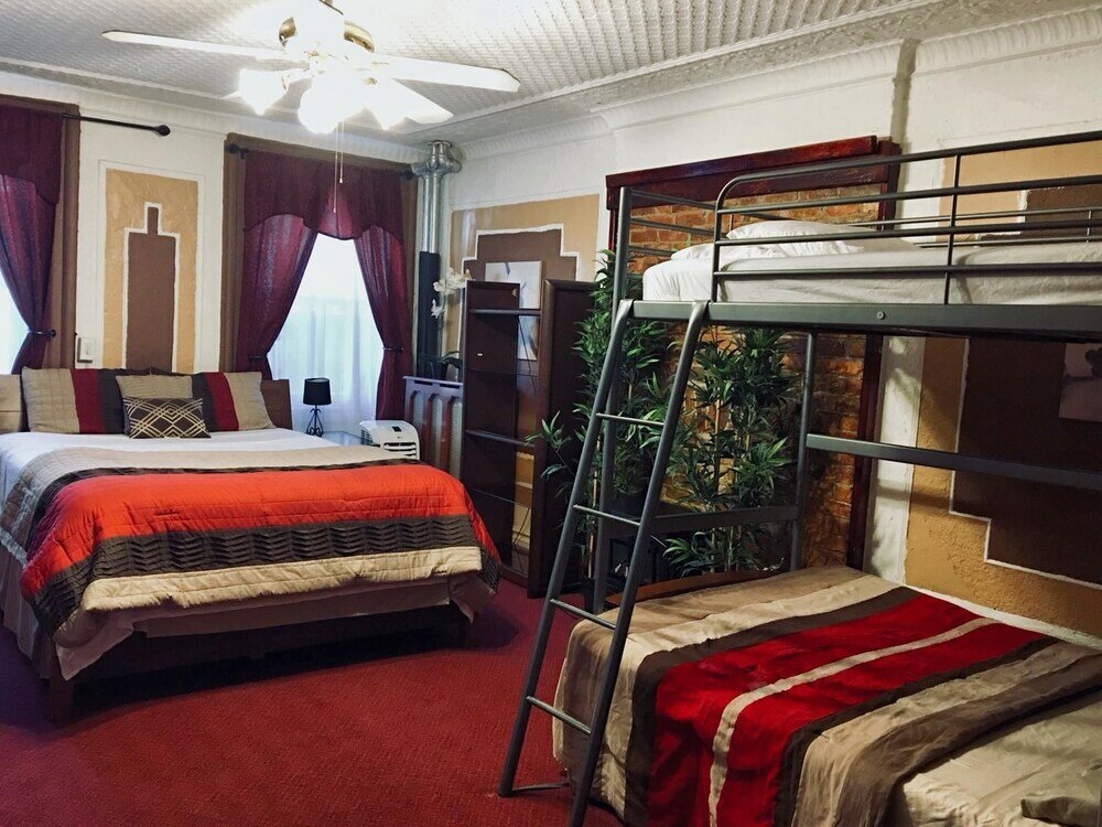 Фото The Justice Towers