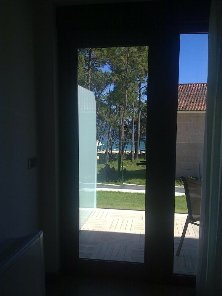 Фото Hotel Alén do mar