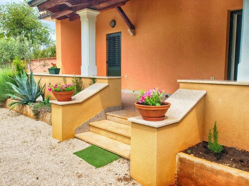Гостиница House 1330 в Порече