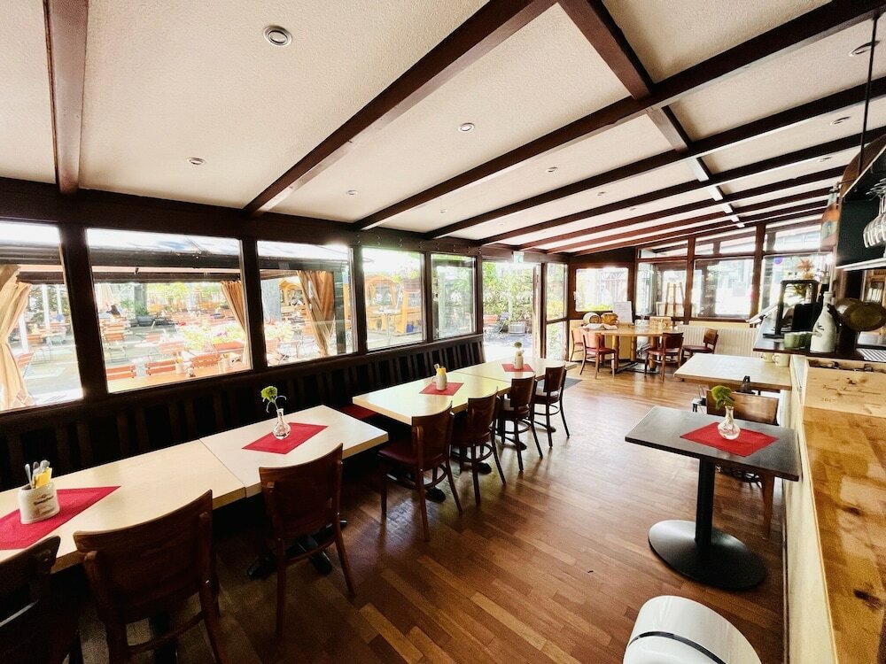 Фото Hotel Hoepfner Burghof