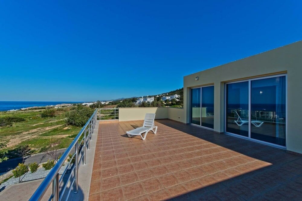 Фото Villa Sunny by Amy Villas